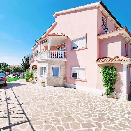 Apartment Villa Engel With Pool Porec Exterior photo
