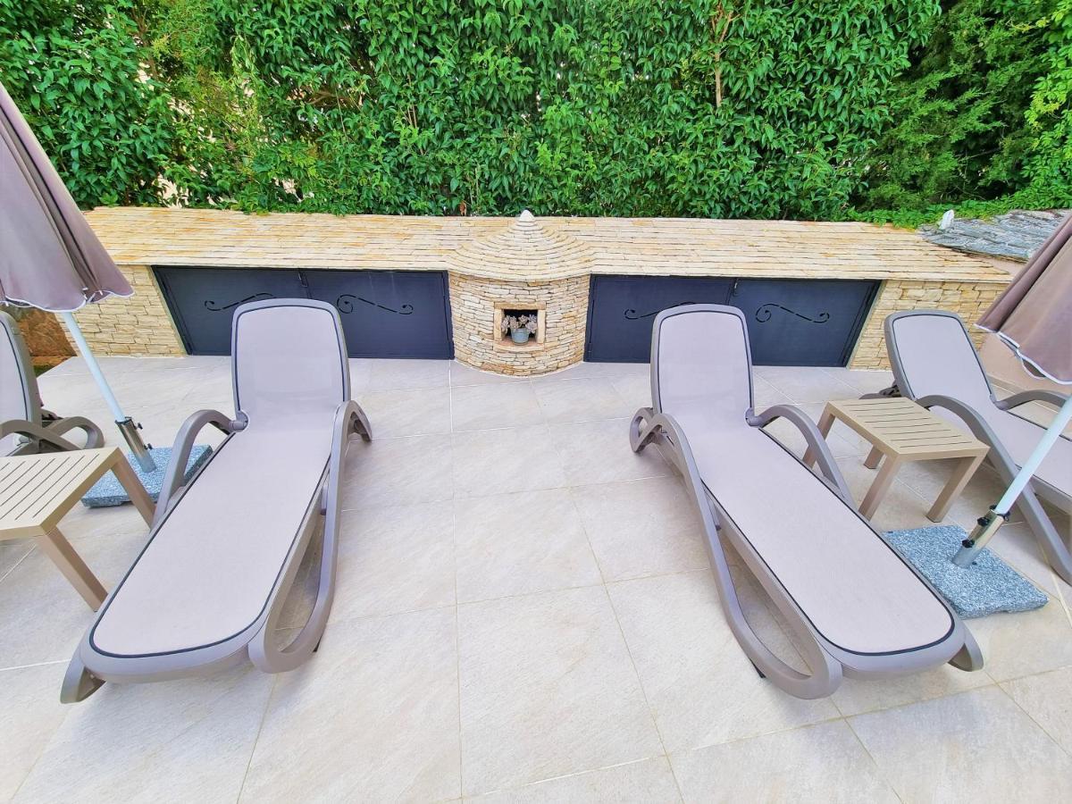 Apartment Villa Engel With Pool Porec Exterior photo