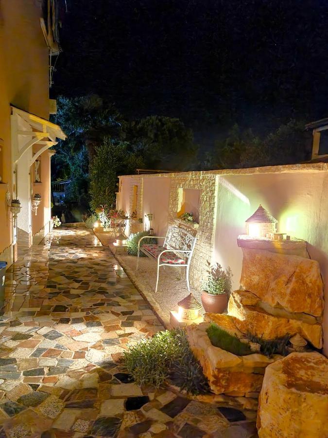 Apartment Villa Engel With Pool Porec Exterior photo