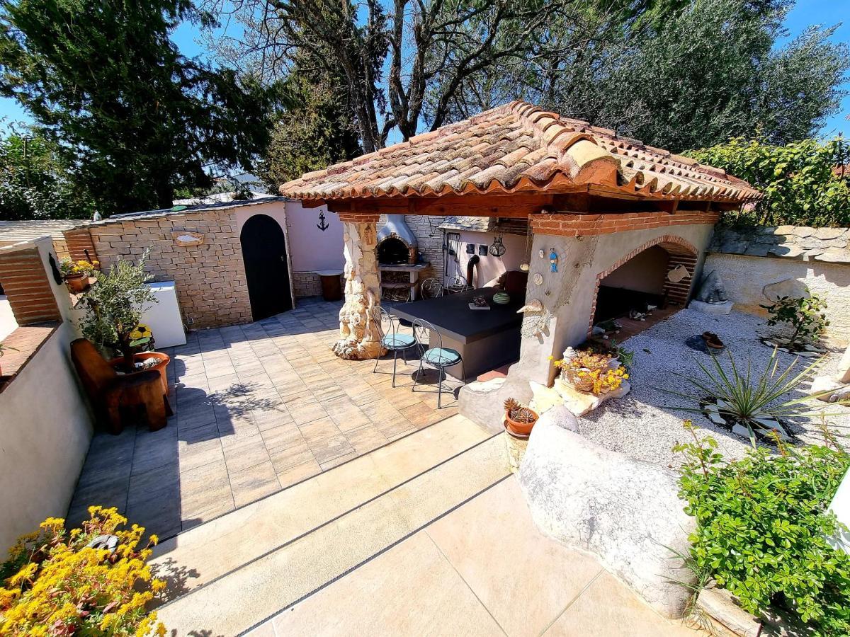 Apartment Villa Engel With Pool Porec Exterior photo